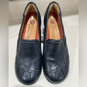 Clarks Comfortable Black Leather Loafers